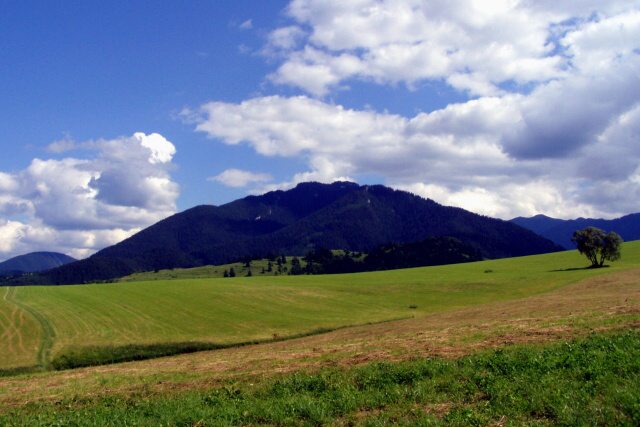 023-Pohľad-na-Poludnicu