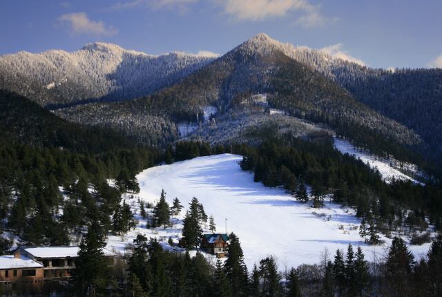 007-Večerná-úprava-svahu (1)